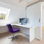 Homefy Art Apartment Luxury - Rooftop Terrace - Close To Airport And Fair